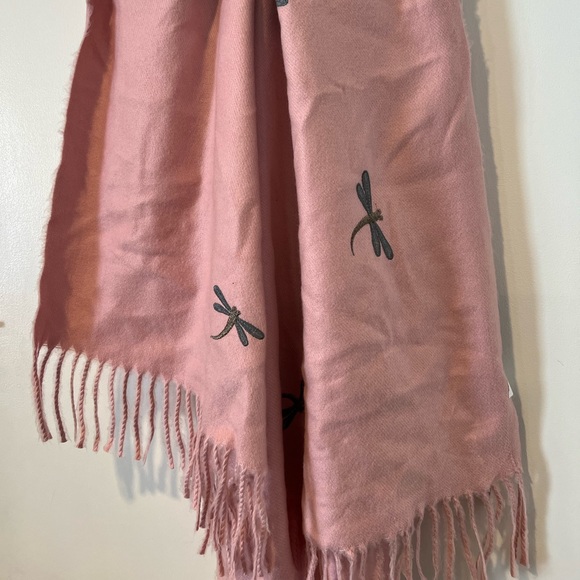 Soft blush pink scarf and gloves NWT - Picture 1 of 6